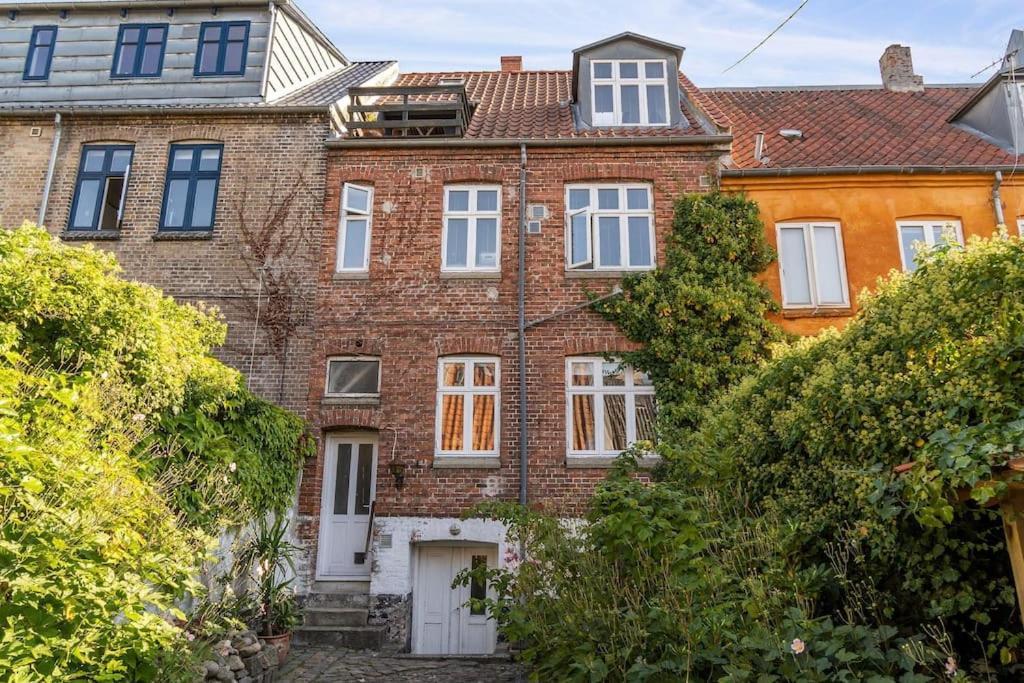 Quiet Room With A Lovely View Århus Exterior foto